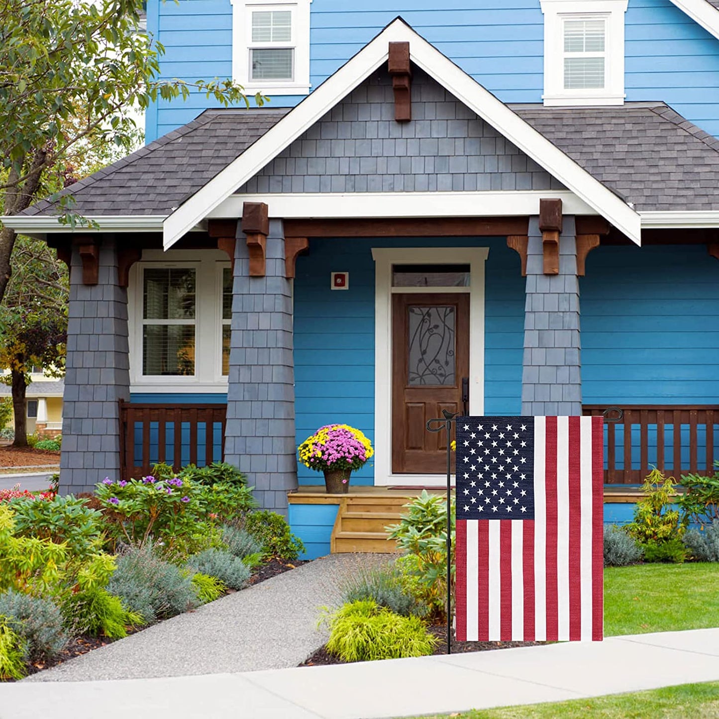 Pack of 10 American Garden Flags 12.5 X 18.5 Inch- US USA Double Sided Small American Flag for Yard Banner Patriotic Outdoor Lawn Decoration (American Garden Flag)